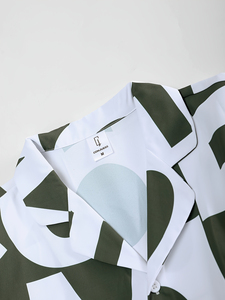 Conjunto de Camisa y Pantalones Cortos con Estampado Gráfico Verde para Hombre, Estilo Casual, Tendencia de Moda Urbana para la Playa, para el Verano - Product Image 3