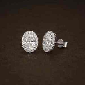 Boucles d'oreilles halo en or 14 carats de qualité supérieure avec diamant ovale de 3 carats cultivé en laboratoire, certifiées IGI, plaquées rhodium, élégantes et tendance, bijoux fins pour femmes - Product Image 3