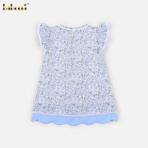 Robe mini sans manches smockée à fleurs bleu clair pour filles Babeeni DR4616, ourlet festonné, ODM, printemps-été pour enfants, 100% coton - Product Image 6