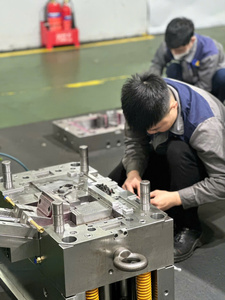 แม่พิมพ์ฉีดพลาสติก OEM สำหรับชิ้นส่วนพลาสติกวิศวกรรม – เวียดนาม - Product Image 6
