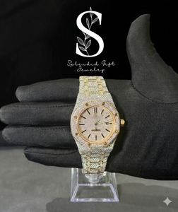 Reloj de Pulsera de Lujo para Hombre, Estilo Hip Hop, Alta Calidad, Diamantes Moissanite Personalizados, Diseño Clásico con Colgante, Totalmente Cubierto de Diamantes - Product Image 1