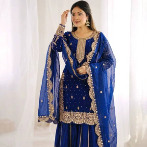 Ensemble Kurti en soie, palazzo et dupatta pour occasions spéciales - Product Image 1