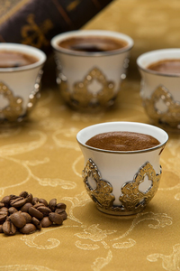 Taza de Cerámica Hecha a Mano de Estilo Rústico, Apta para Lavavajillas y Microondas, con Logotipo Personalizado, Caja de Regalo, Embalaje Artesanal - Product Image 3