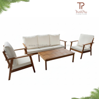 Banc contemporain Monaco 3 places, mobilier d'extérieur écologique, ensemble de canapés en bois d'acacia pour jardin, coussins pliables, hôtels, villas