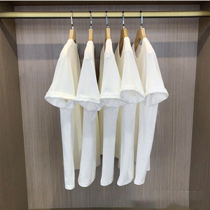 เสื้อยืดคอตตอนคอคอมบ์สีขาว น้ำหนัก 120 กรัม พิมพ์โลโก้ตามสั่ง OEM  ระบายอากาศได้ดี เป็นมิตรกับสิ่งแวดล้อม เหมาะสำหรับงานโฆษณาเชิงวัฒนธรรม - Product Image 2