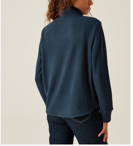 Sudadera de cuello alto de forro polar personalizada de alta calidad, estilo pulóver con hombros caídos, cómoda y holgada para mujer, con cuello simulado y bolsillos. - Product Image 6