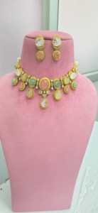 Ensemble de collier de qualité supérieure, boucles d'oreilles au design magnifique, design unique, parfait pour les tenues de soirée, convient aux tenues ethniques et occidentales. - Product Image 6
