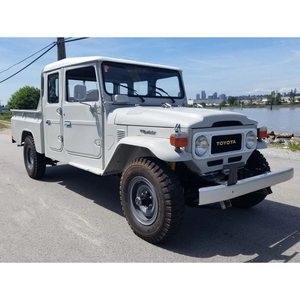 Toyota Land Cruiser Pickup Usada 4x4 con Transmisión Manual, Camioneta Utilitaria de Gran Capacidad de Carga - Product Image 5