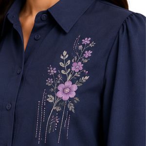 ชุดเสื้อปักลายสีกรมท่าและสีม่วงกล้วยไม้สำหรับผู้หญิง พร้อมกระโปรงยาวทรงเอวสูง แขนยาว ติดกระดุม ชุดสองชิ้นแบบเรียบร้อย รับผลิตแบบ OEM - Product Image 4