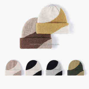Gorro de Punto Acrílico Suave con Bordado 3D y Pedrería, Transpirable y Ligero para Uso Diario, Estilo Urbano y Casual - Product Image 5