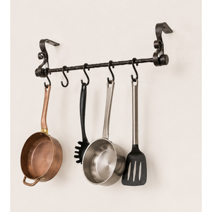 Estante de hierro creativo para ollas, montado en la pared, ahorrador de espacio, soporte para utensilios de cocina con ganchos en S, organizador de sartenes rústico forjado a mano en oferta - Product Image 1