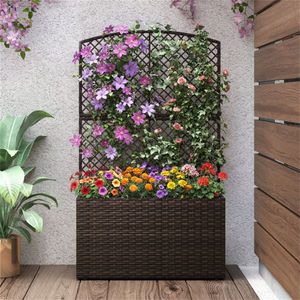 Fioriera da Esterno in Rattan PE Marrone da 49 Pollici con Piedini Regolabili, Letto Rialzato per Giardino con Traliccio e Recinzione - Product Image 3