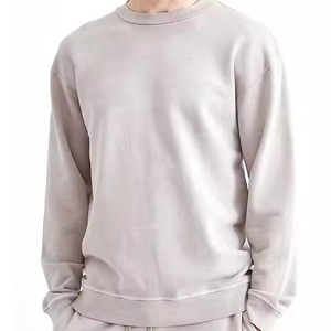 Vêtements de sport unisexes personnalisés en gros à prix abordable, légers, respirants, en polyester et coton, pour la saison printanière, durables - Product Image 2