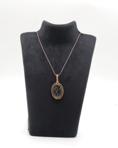 Collier pendentif en pierre d'agate naturelle enveloppé de fil de cuivre, bijoux bohèmes faits à la main, vente en gros - Product Image 2