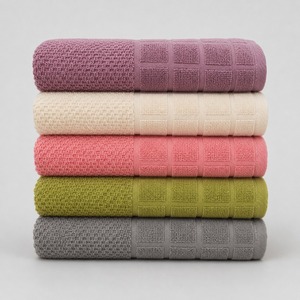 Toalla de rizo diseñada con bucles gruesos para una mayor absorción, manejo cómodo y rendimiento confiable después del lavado. - Product Image 4