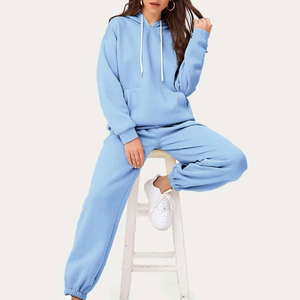 Ensemble de survêtement en molleton épais pour femme, personnalisable avec logo imprimé, comprenant un sweat à capuche et un pantalon de jogging, ensemble deux pièces pour l'hiver - Product Image 4