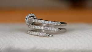 Juego de Anillos de Diamantes Apilados, Anillo de Boda Clásico para Mujer con Corte Brillante Redondo y Pavé - Product Image 2