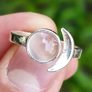 Bague ronde en quartz rose, bijoux en argent sterling 925, cadeau pour elle, sertissage clos, fabrication artisanale, bijoux pierre de naissance de janvier - Product Image 2
