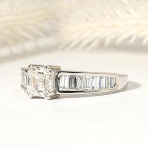 Bague demi-éternité en or massif 10K 14K 18K avec diamant de laboratoire taille Asscher, couleur DEF, clarté VS VVS, certifiée IGI, vente en gros - Product Image 4