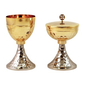 Cáliz y Ciborio Elegantes en Color Oro y Plata, También Personalizables con Grabado, Hechos a Mano en Latón de Alta Calidad, Artículos Religiosos - Product Image 4