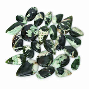 พลอยคาลซิโดนีสีเขียวโครมธรรมชาติแบบขายส่ง คุณภาพสูง เปลี่ยนสีได้ แบบหลังแบน สำหรับทำเครื่องประดับเงิน - Product Image 2