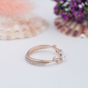 Bague classique en argent sterling 925 plaqué or avec moissanite cubique taille marquise et motif feuille pour femme - Product Image 3