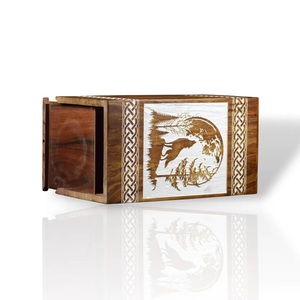 Urna de cremación de madera de palisandro grabada, caja de recuerdo de madera personalizada, urna hecha a mano. - Product Image 5