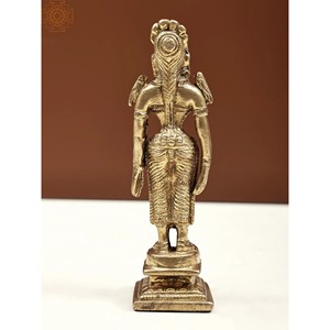 Fait à la main de 4 pouces petite sculpture de femme indienne traditionnelle en laiton sculpture indienne debout - Product Image 4