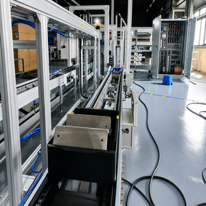 Automatic Assembly Line With Adjustable Speed Conveyor And Vertical Pallet Lifter For Manufacturing - Product Image 1