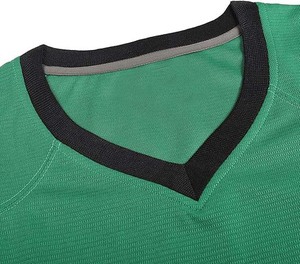 เสื้อเจอร์ซีย์ตาข่ายคอวีแบบสั่งทำพิเศษ - เสื้อกีฬาแบบซับลิเมชั่น - เสื้อผ้าระบายอากาศและซับเหงื่อสำหรับผู้ชายสำหรับการแข่งขัน - Product Image 5