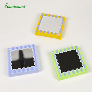 Paleta Vacía Cuadrada Personalizada para Iluminador y Contorno, con Patrones Impresos en 3D en Lámina Plateada de Gran Área, Multicolor - Product Image 1