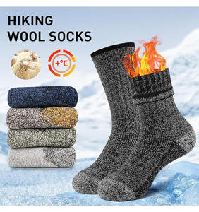 Chaussettes habillées d'hiver pour hommes de qualité supérieure, ultra chaudes, écologiques, douces, respirantes, à séchage rapide, anti-odeur, durables, à motif de dessin animé - Product Image 2