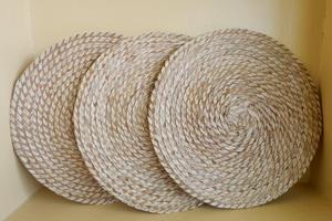 Manteles Individuales de Jacinto de Agua de Grado Fino, MUY VENDIDOS |   Vajilla Ecológica Natural Pura para Resorts BLUE LOTUS FARM 300mm de Diámetro - Product Image 3