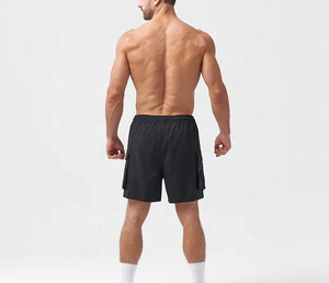 กางเกงขาสั้นออกกำลังกายสำหรับผู้ชาย สีดำ ผ้าฝ้าย 100% กันน้ำ แห้งเร็ว ลายดิจิตอล  แบบสวมใส่สบาย มีซิป  พร้อมโลโก้สั่งทำพิเศษ - Product Image 4