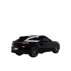 Porsche Cayenne 3.0 Coupé 2024, 14,458 km, Volante a la Izquierda, Caja de Cambios Automática, Asientos de Cuero con Cámara Trasera - Product Image 1