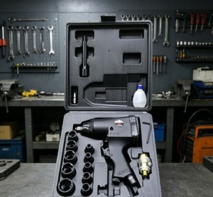 Juego de Llaves de Impacto Neumáticas SS SAMSON de 17 Piezas, Herramienta Neumática de Grado Industrial, Torque Máximo de 312N-M, Capacidad de Perno de 14 mm - Product Image 1