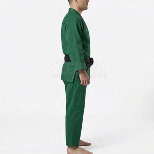 Kimono de judo durable pour débutants et professionnels, 100% coton, tissu léger et respirant, ajustement parfait pour le quotidien - Product Image 6