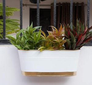 Maceta Colgante de Metal para Balcón, Maceta para Barandilla con Ganchos, Estilo Rústico, Soporte para Plantas de Ventana, Decoración - Product Image 3