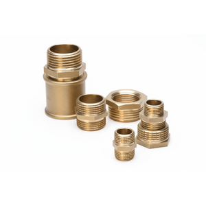 อุปกรณ์ข้อต่อท่อทองเหลือง หัวหกเหลี่ยมกลม ผลิตตามสั่ง OEM ชิ้นส่วนกลึง CNC โรงงานกูร์การัต อินเดีย ฮาร์ดแวร์ความแม่นยำสูง - Product Image 3