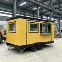 Remorque alimentaire mobile carrée avec éclairage LED, camion de restauration entièrement équipé et personnalisé pour café, barbecue, pizza, snacks et traiteur