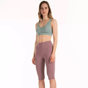 Ensemble de shorts de yoga respirants et soutien-gorge de compression pour femmes, séchage rapide, extensible, coupe en V, ensemble de vêtements de sport fitness avec doublure en spandex - Product Image 2