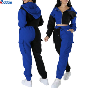 Conjunto Casual Personalizado para Mujer 2 en 1, 100% Algodón, con Chaqueta Corta con Capucha y Bloques de Color a la Moda, Pantalones Cargo y Pantalones Deportivos - Product Image 5