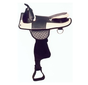 Freemax <b>Treeless</b> Dressage <b>Saddle</b> for Horse Riding 100% Genuine Leather English <b>Saddle</b> with Secure Seat Pad - Product Image 4