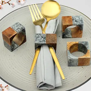 Anneaux de serviette en bois de luxe avec accessoires de table de conception populaire en résine de haute qualité pour mariage et fête - Product Image 3