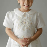 Robe de bal blanche de haute qualité pour enfant, style princesse, collection Alana – Robe vintage de printemps pour enfant avec broderie à la main et dentelle