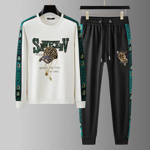 2026 Custom Streetwear <b>Plain</b> <b>Tracksuits</b> for Men Men's 2pc Blank Sweatshirt Hoodie and Jogger Sets - Product Image 3