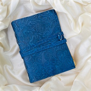 Journal de voyage en cuir fait main avec reliure cousue, couverture souple A5, 80 feuilles de papier vintage à bords festonnés, carnet vierge - Product Image 2