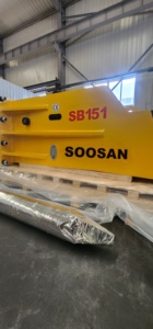 Martillo hidráulico SOOSAN modelo SB151 tipo caja silencio para excavadoras pesadas con peso portador 40-55 toneladas para trabajos de demolición - Product Image 3