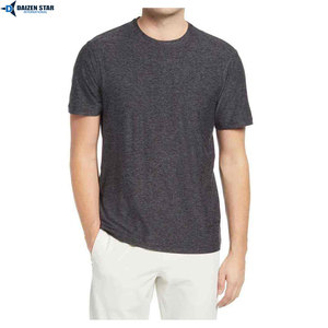 เสื้อยืดคอกลมแขนสั้นทรงโอเวอร์ไซส์สีพื้นผ้าฝ้ายเจอร์ซีย์สำหรับผู้ชาย ทรงลำลองความยาวปกติ - Product Image 2