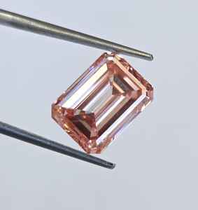 Diamante CVD suelto de corte esmeralda de 3.01 quilates, naranja intenso, cultivado en laboratorio, pulido a mano, para la fabricación de joyas con certificación IGI, para anillo. - Product Image 4